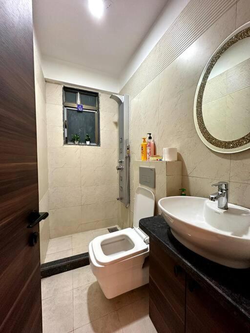 Mi Casa Su Casa: 2bhk *