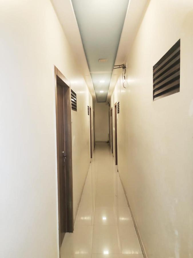 Golden Galaxy - Santacruz East Hotel Mumbai