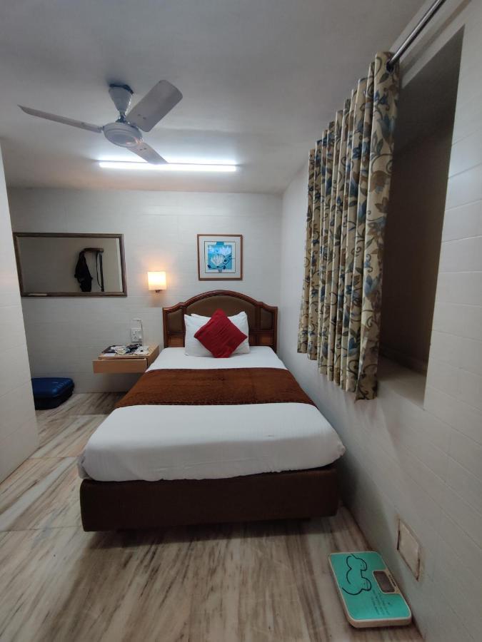 Hotel Capital 2*
