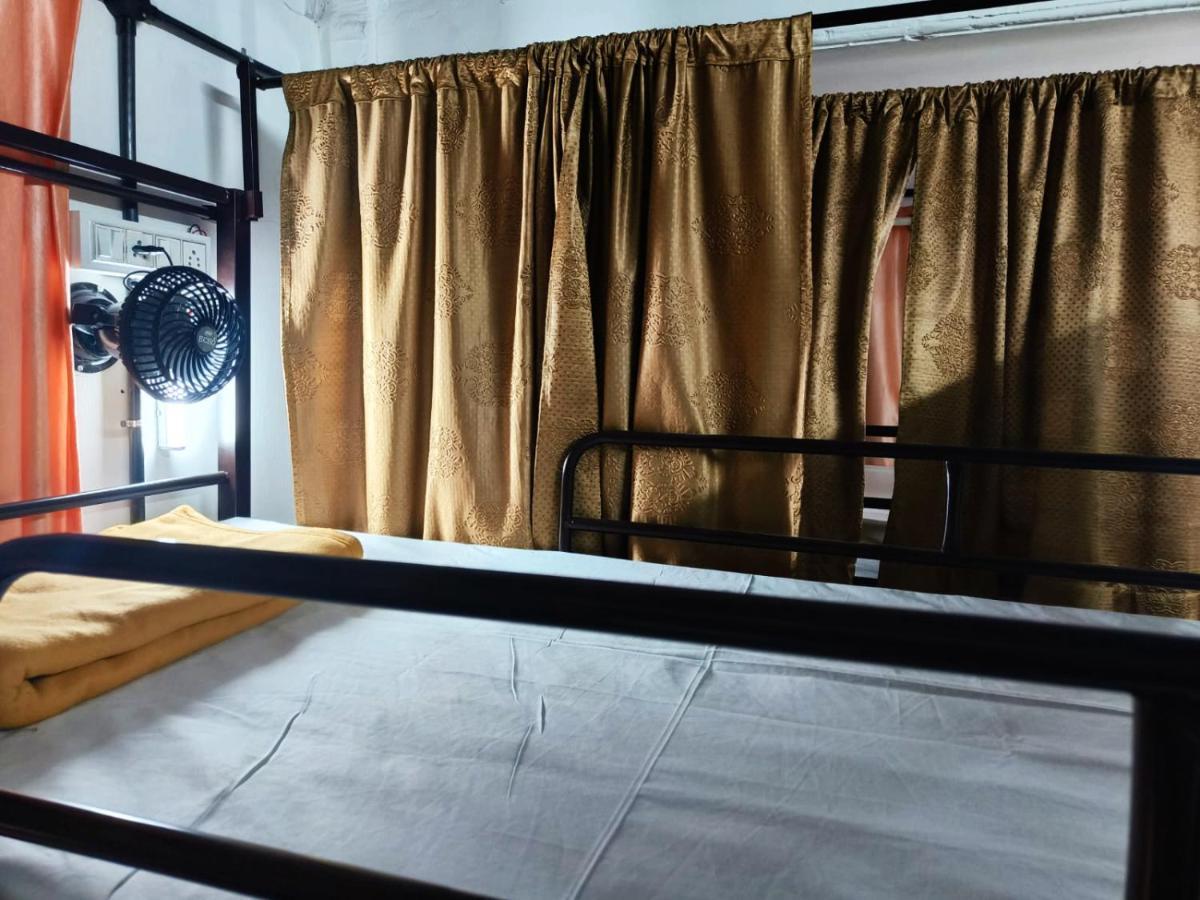 Indigo 66 Boys Hostel-andheri *