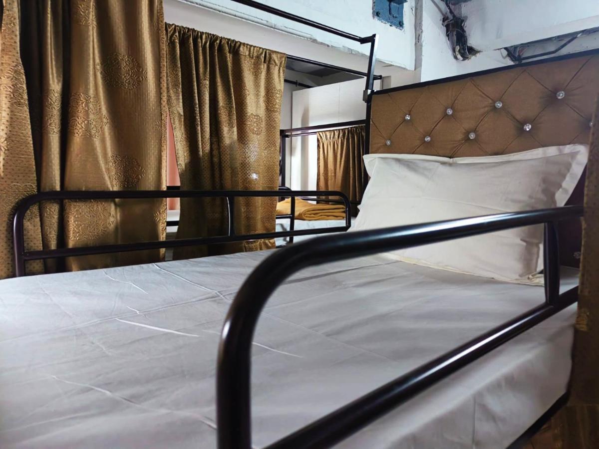 Indigo 66 Boys Hostel-andheri
