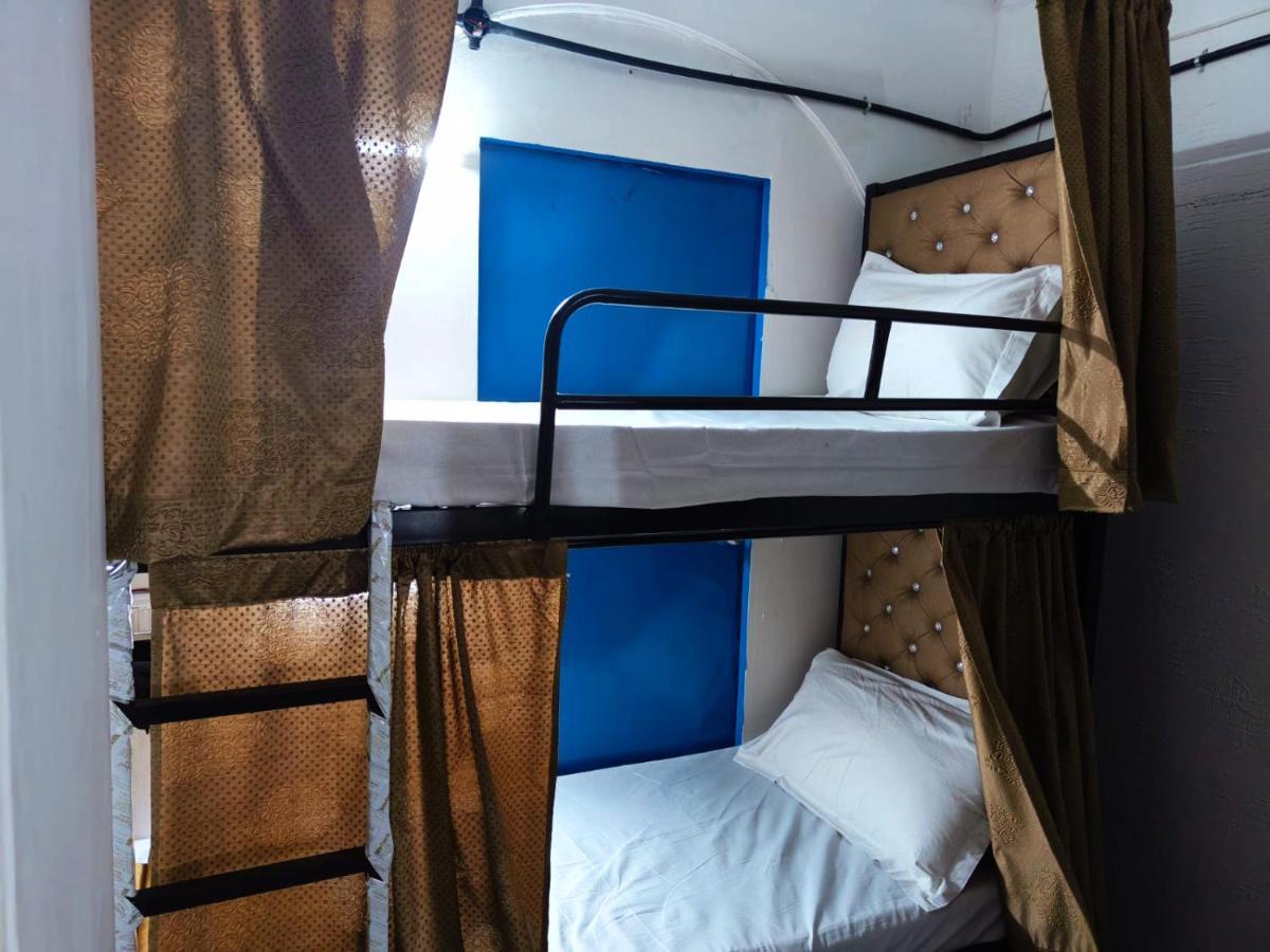 Indigo 66 Boys Hostel-andheri *