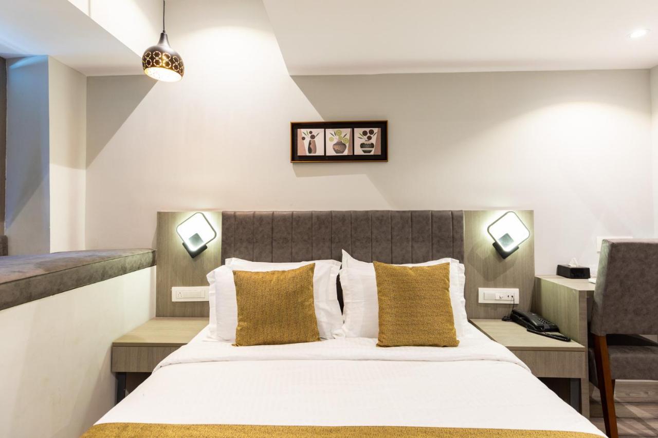 Hotel Larmont Luxury 3*