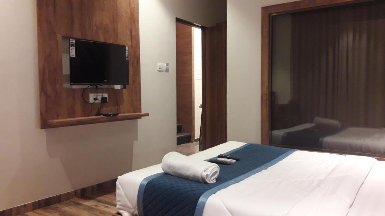 Hotel Shine Hospitality Palace 3*