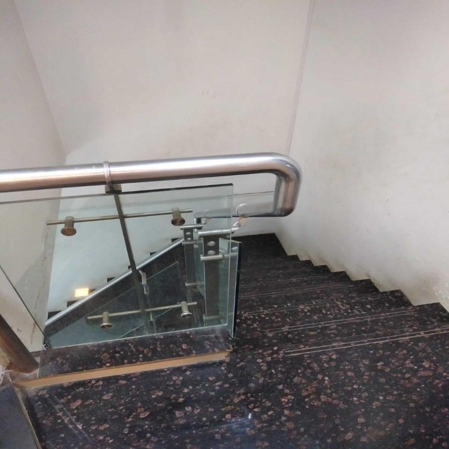 Hotel Borivali Executive - Near Borivali Railway Station