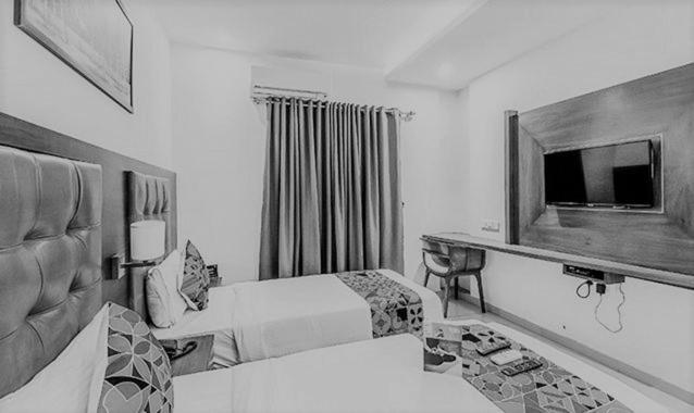 Hotel Fabhotel Realm Mumbai