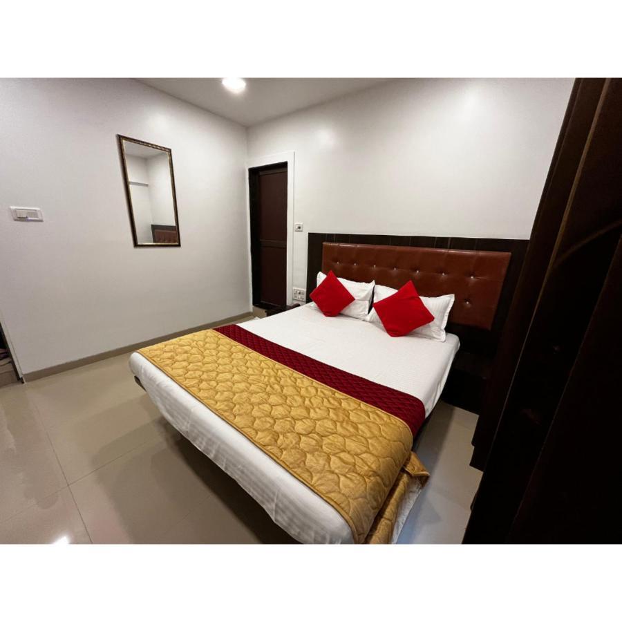 Hotel Borivali Executive - Near Borivali Railway Station Hotel Mumbai
