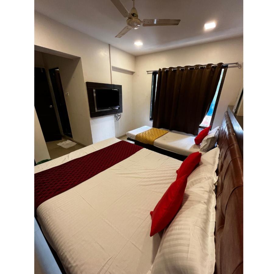 Hotel Borivali Executive - Near Borivali Railway Station Mumbai