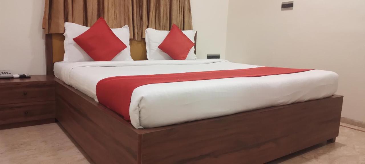 Shine Hospitality Palace 3*