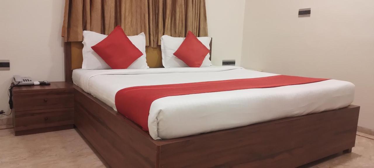Shine Hospitality Palace