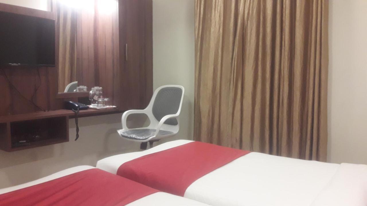 Shine Hospitality Palace 3* Mumbai