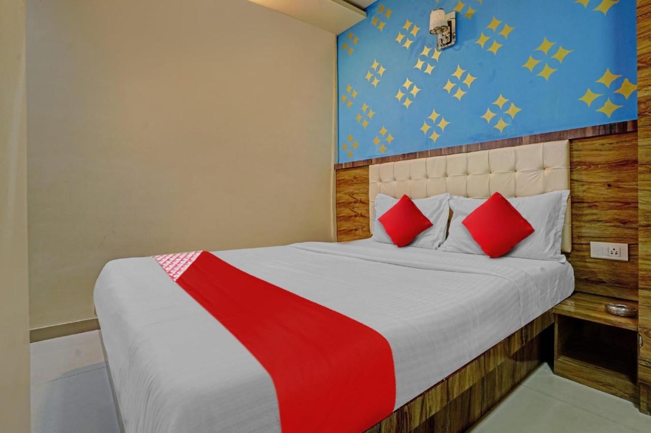 Pop 81030d Crystal Park Jogeshwari 3*