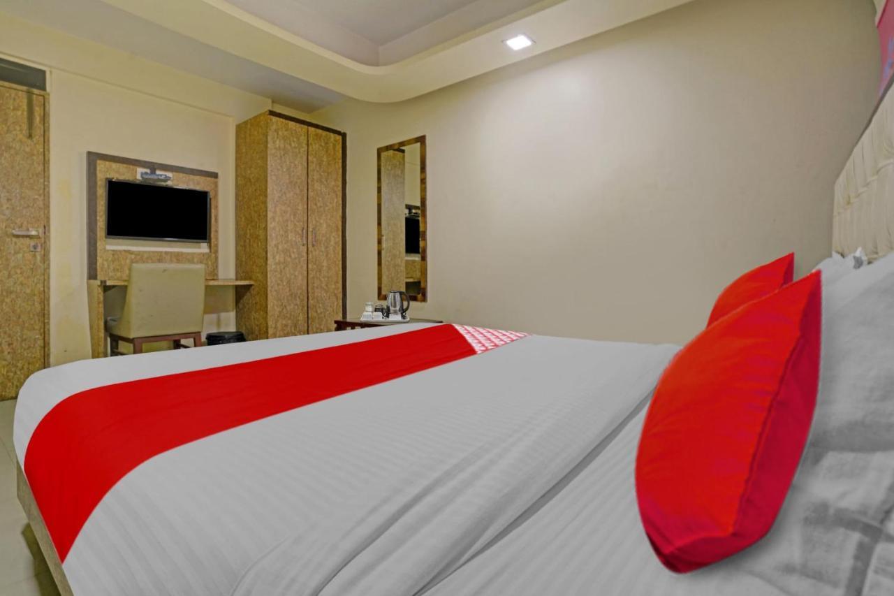 Pop 81030d Crystal Park Jogeshwari 3*