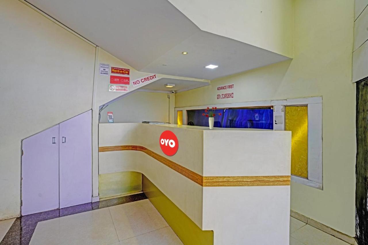 Pop 81030d Crystal Park Jogeshwari Hotel
