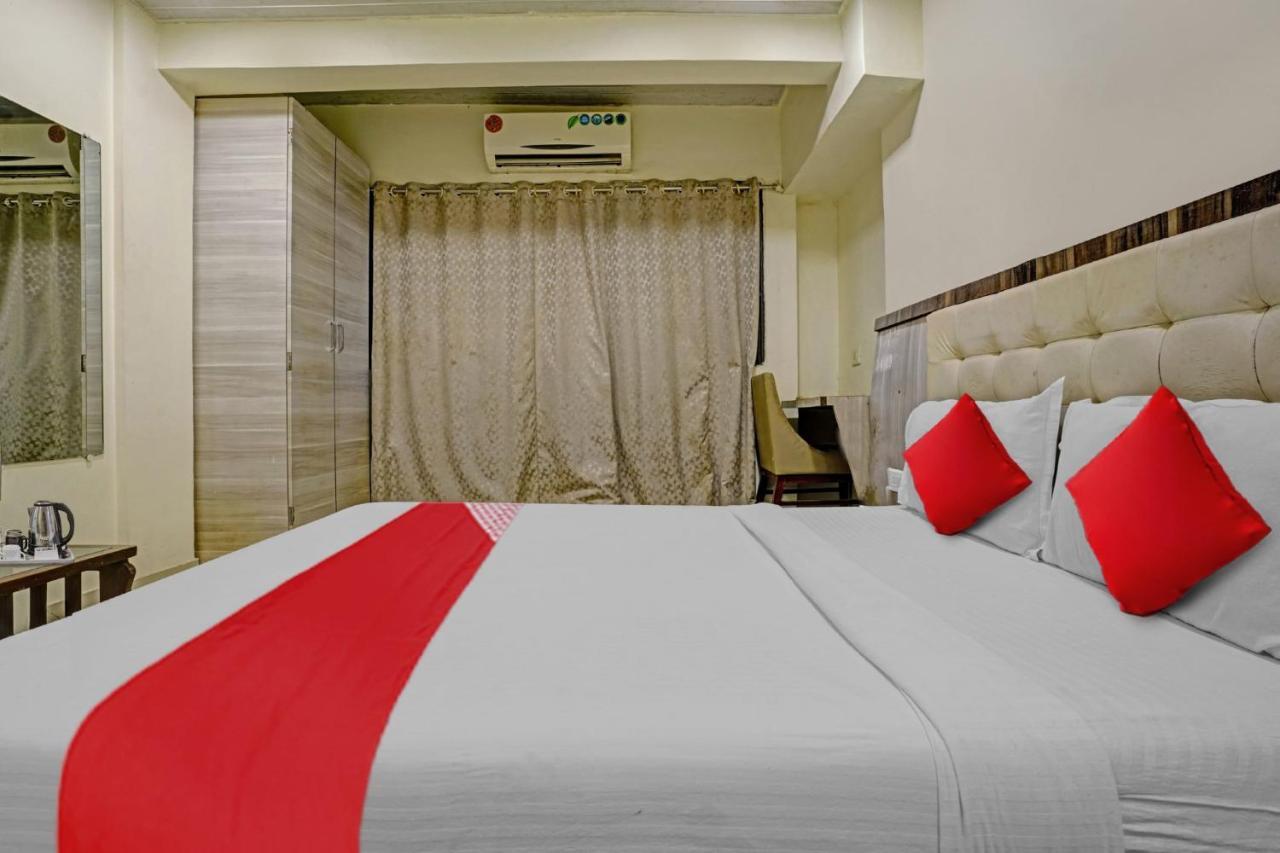 Hotel Pop 81030d Crystal Park Jogeshwari