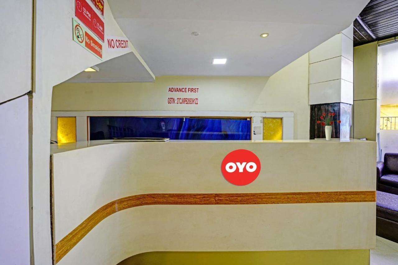 Pop 81030d Crystal Park Jogeshwari Hotel