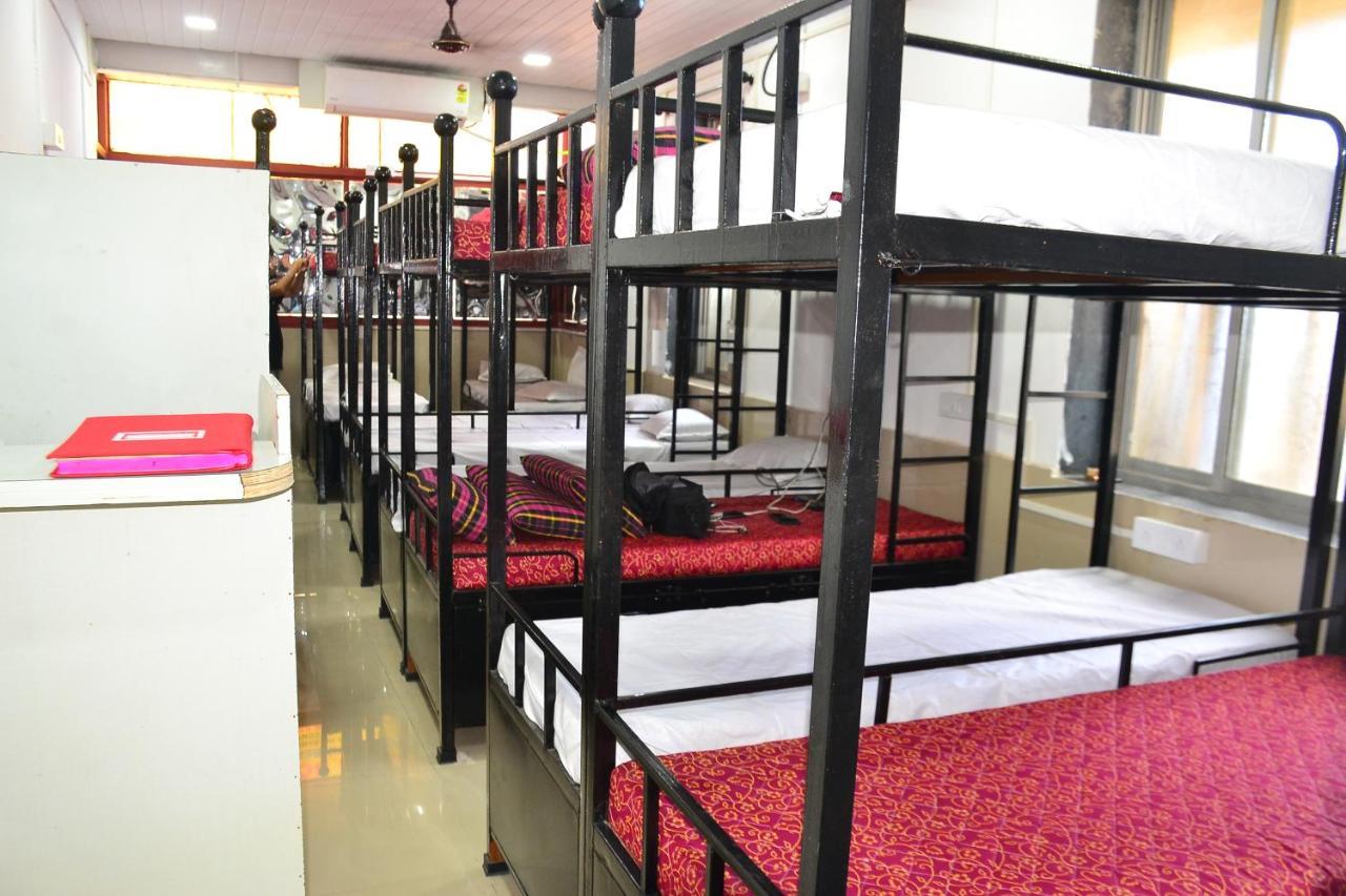 Yaan Gents Mumbai