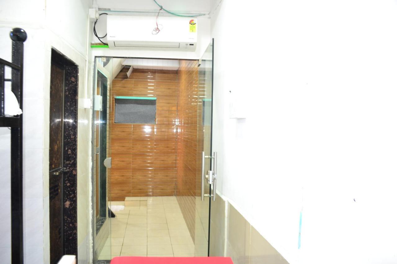 Yaan Gents Hostel Mumbai