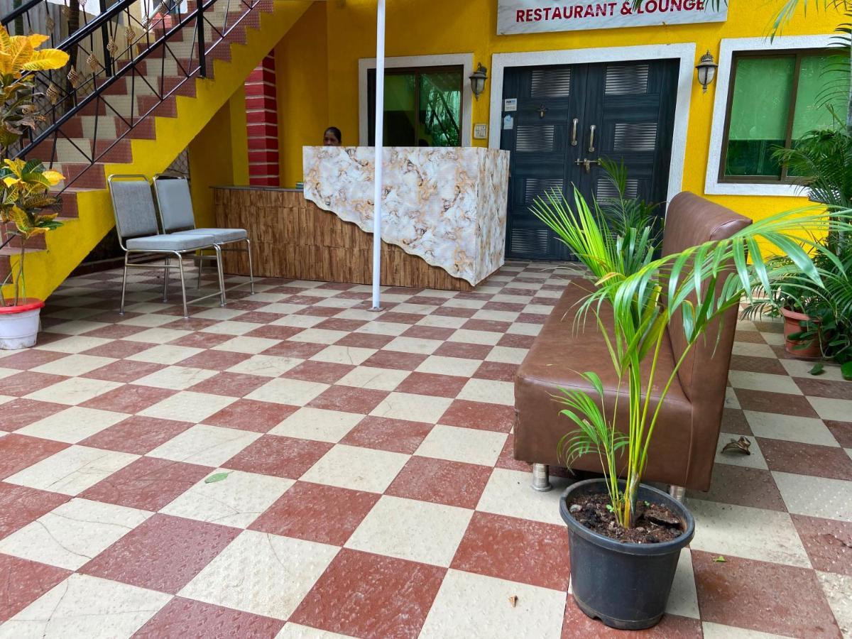 Collection O Palm Springs Hotel Mumbai