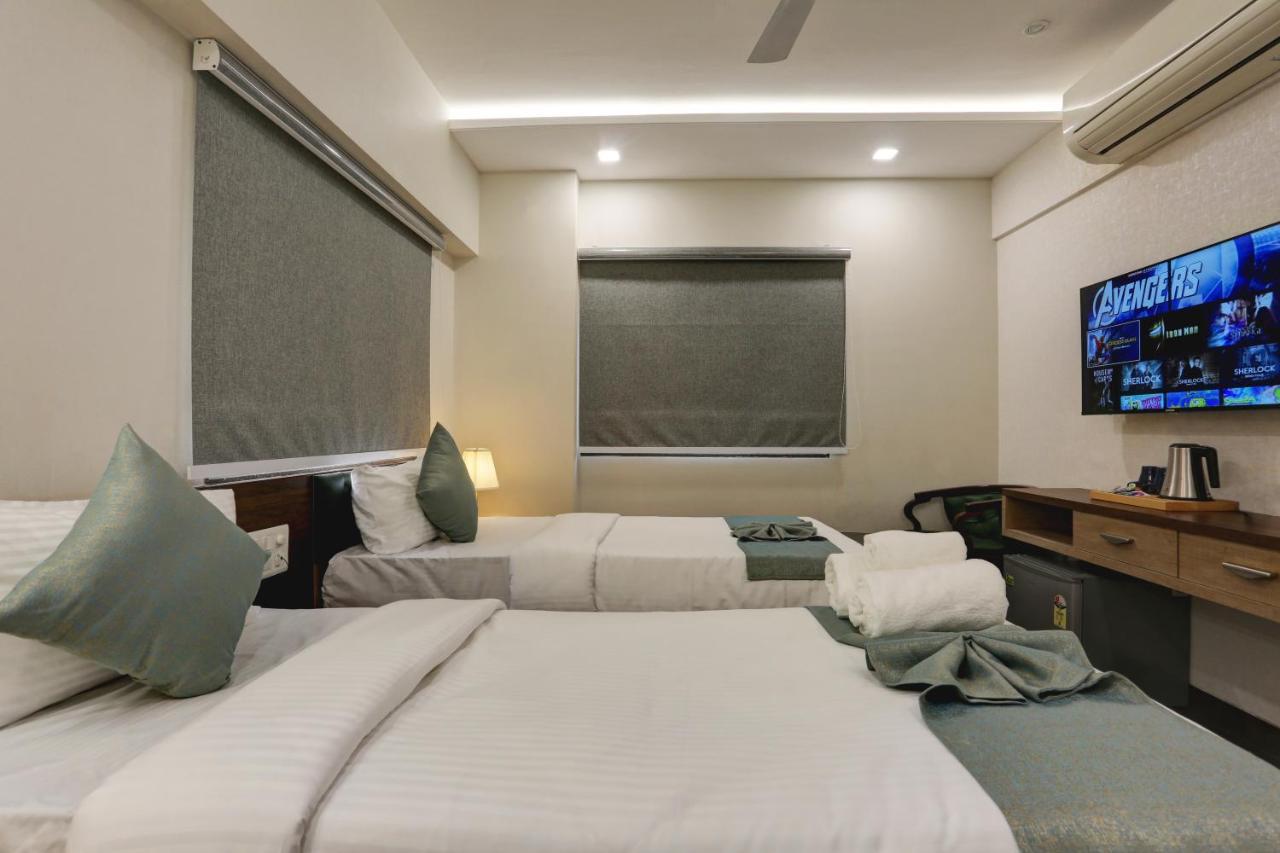 Hotel Ozone Colaba 3*