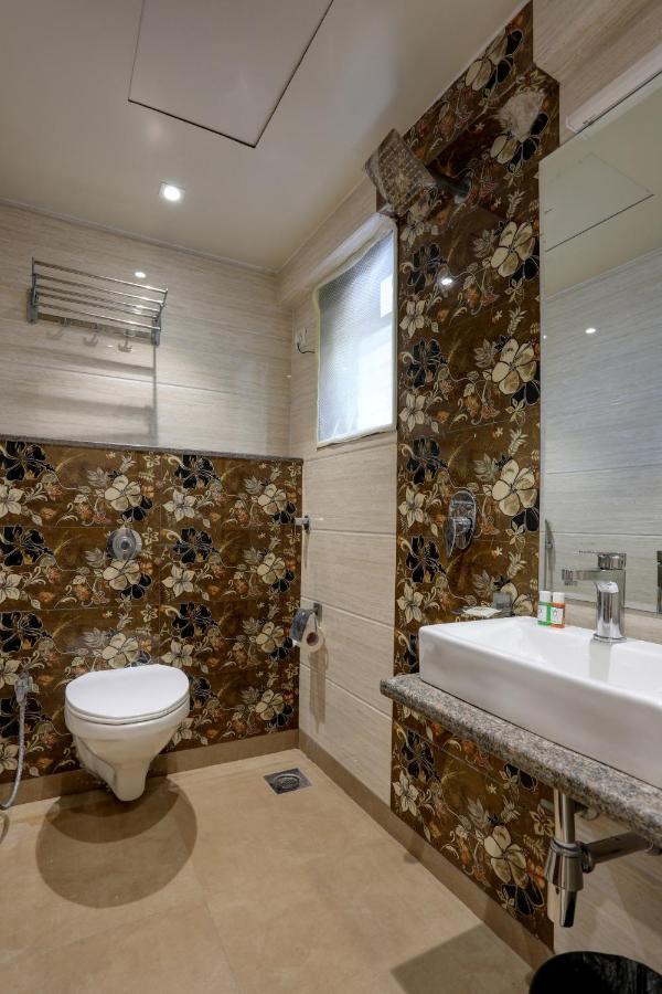 Ozone Colaba Hotel