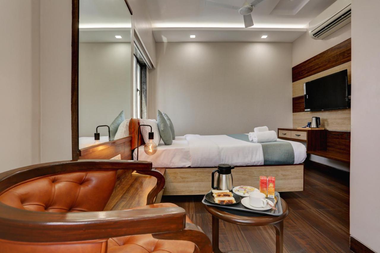 Ozone Colaba Hotel 3*