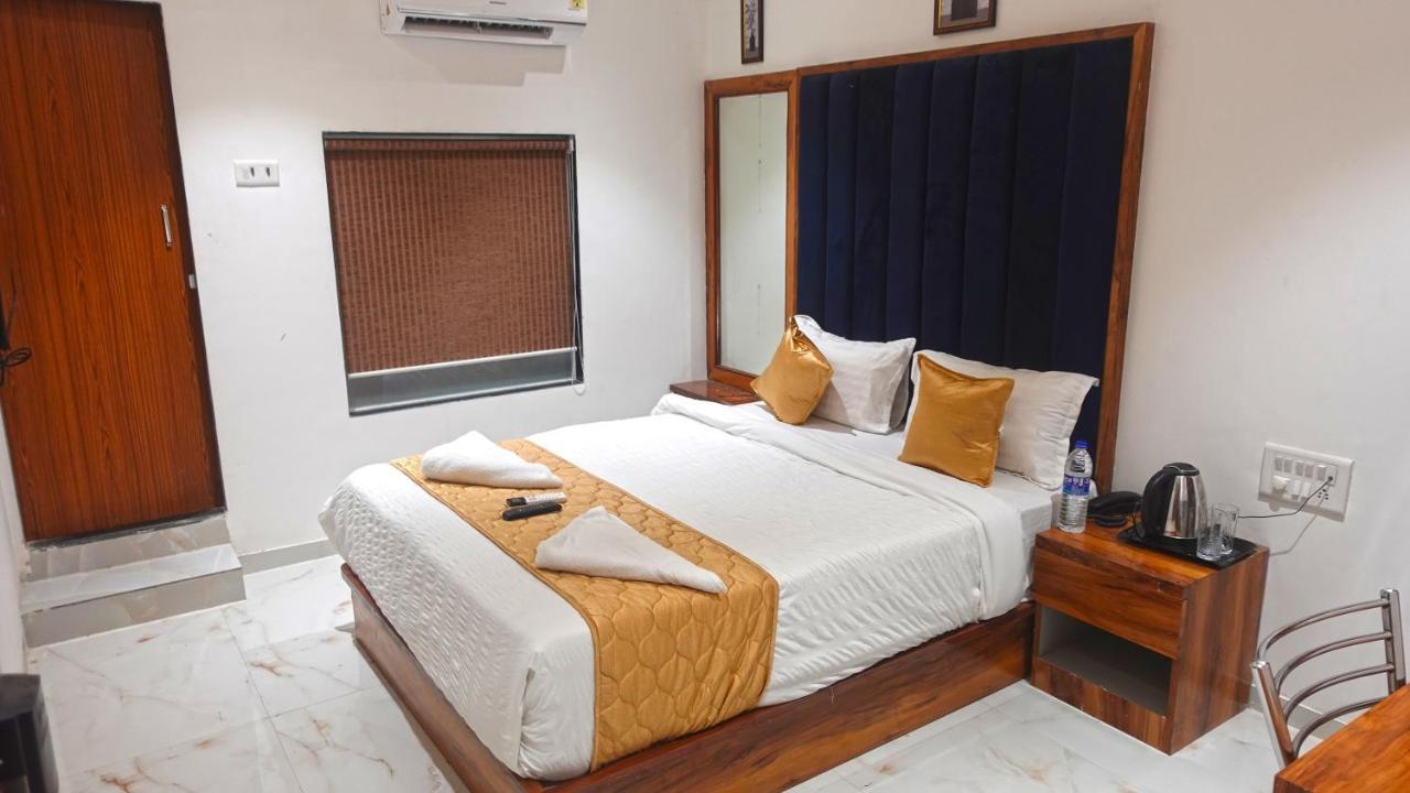 Palms Residency, Chembur