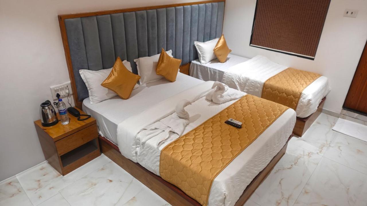 Palms Residency, Chembur Hotel