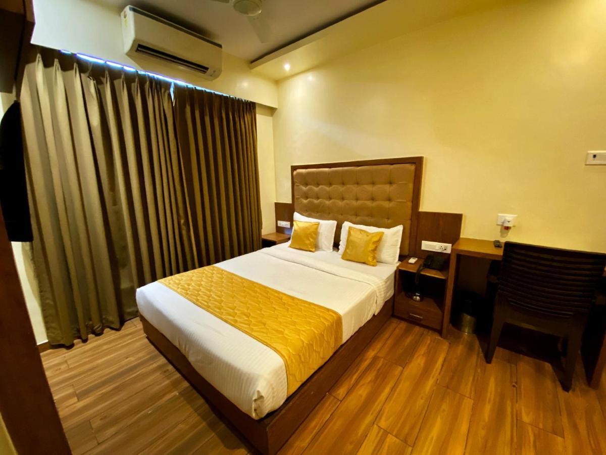 Palms Residency, Chembur