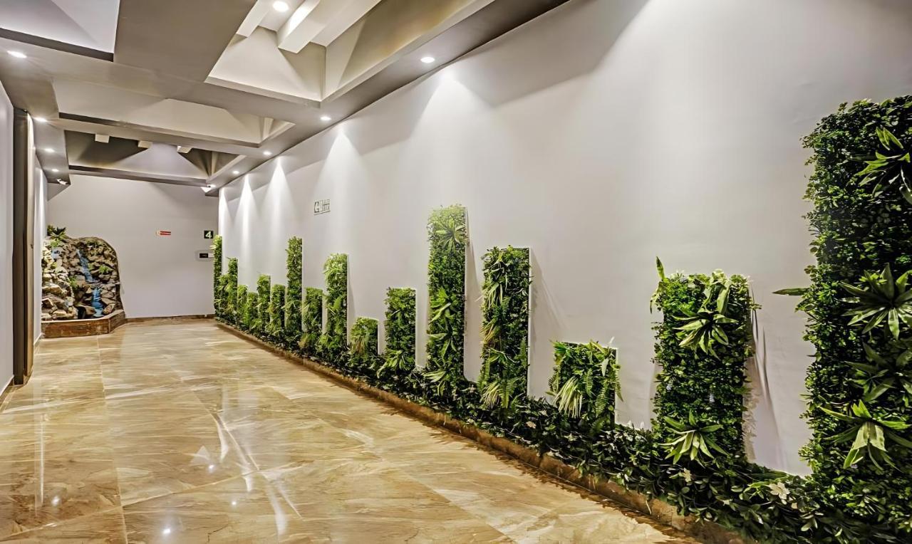 Hotel Zara Grand 4*