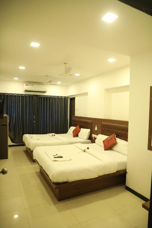 Shiv Leela Grand Hotel 2*