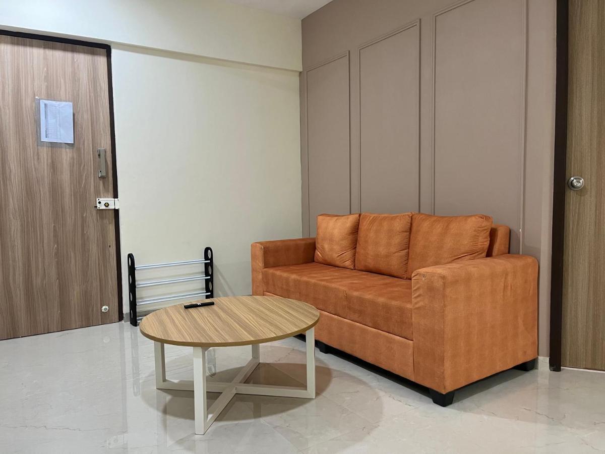 3bhk Santacruz 802 Apartment *