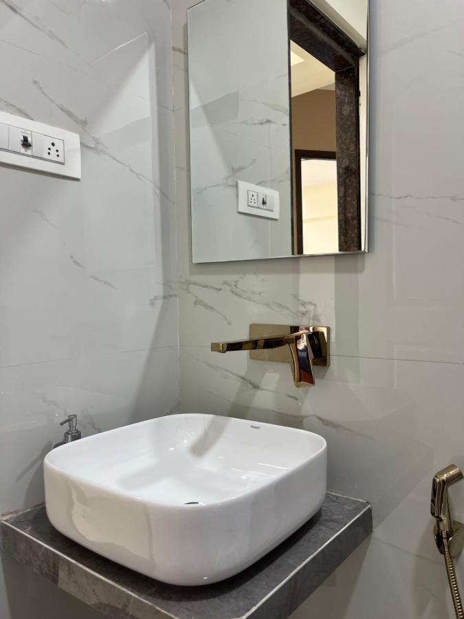 3bhk Santacruz 802 Apartment Mumbai