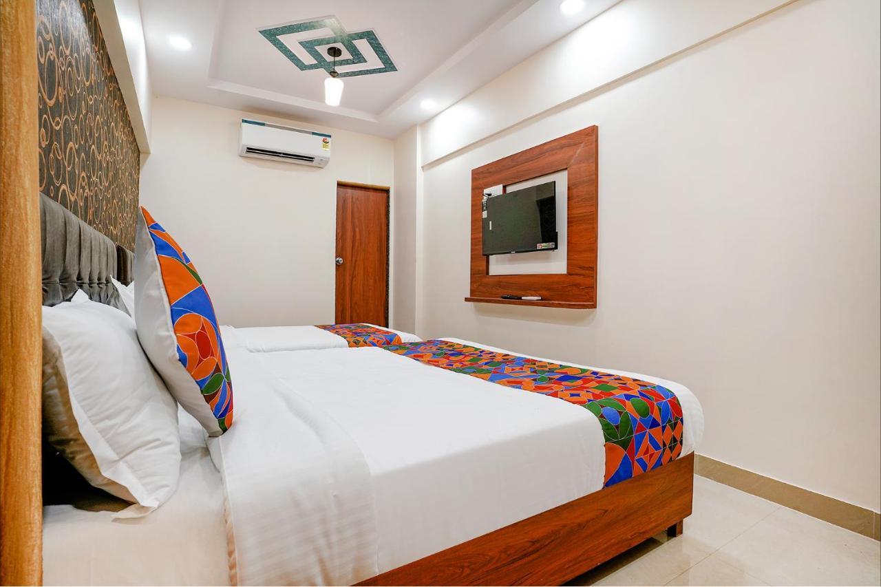 Fabexpress Alive - Nr Juhu Hotel Mumbai