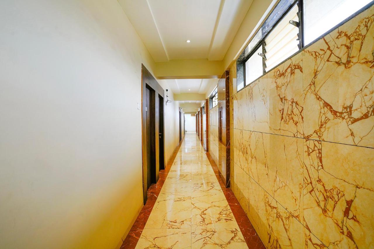 Hotel Fabhotel Bhiwandi Palace 3*
