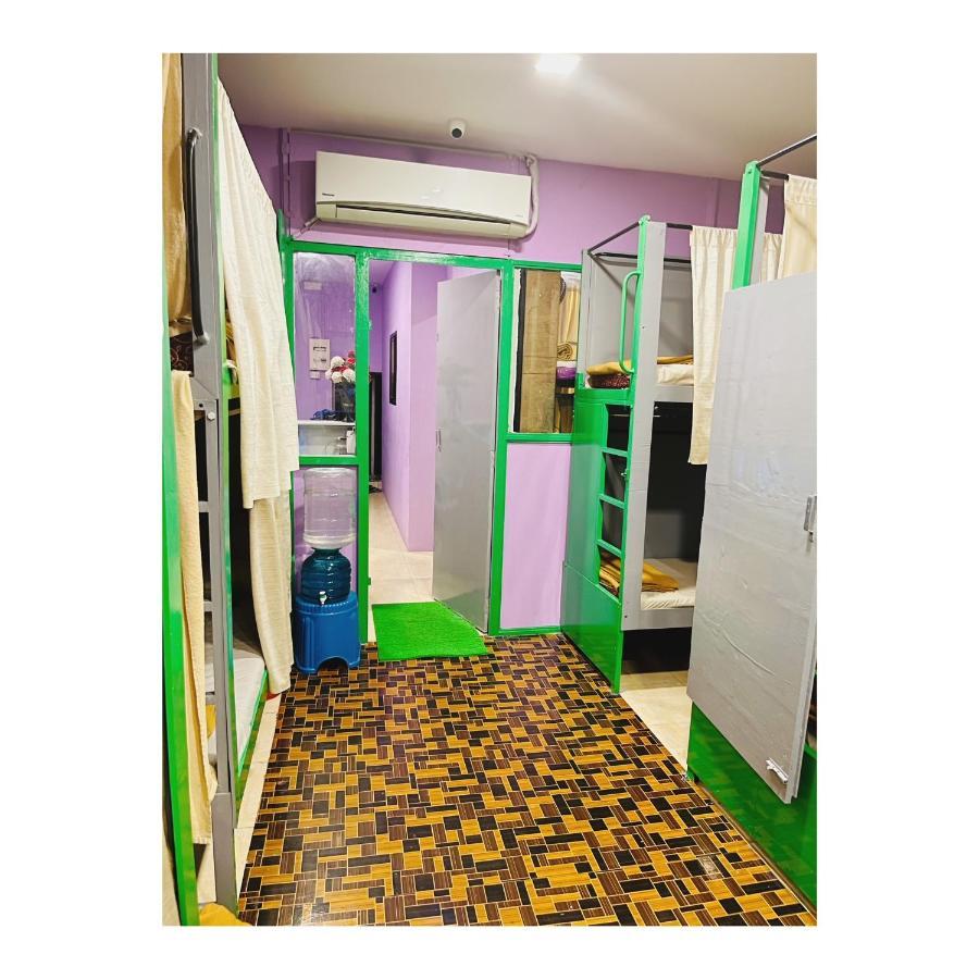 Lodge Golden Star Premium *