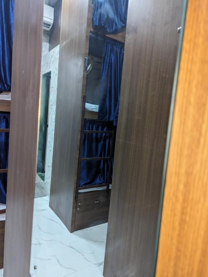 Ayala Pg Ac Deluxe Hostel