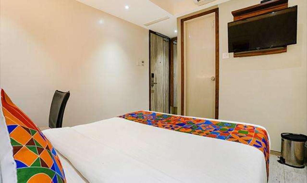 Hotel Fabexpress The Dr Residency 3*