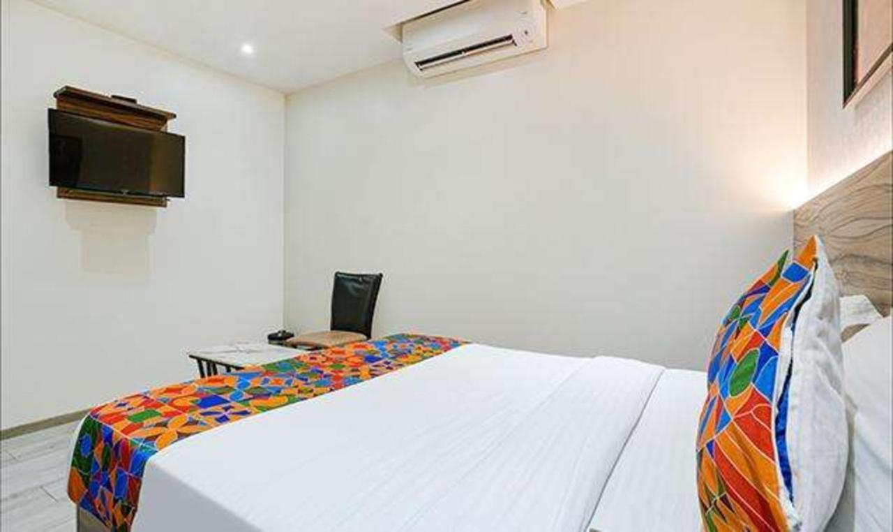 Hotel Fabexpress The Dr Residency 3*