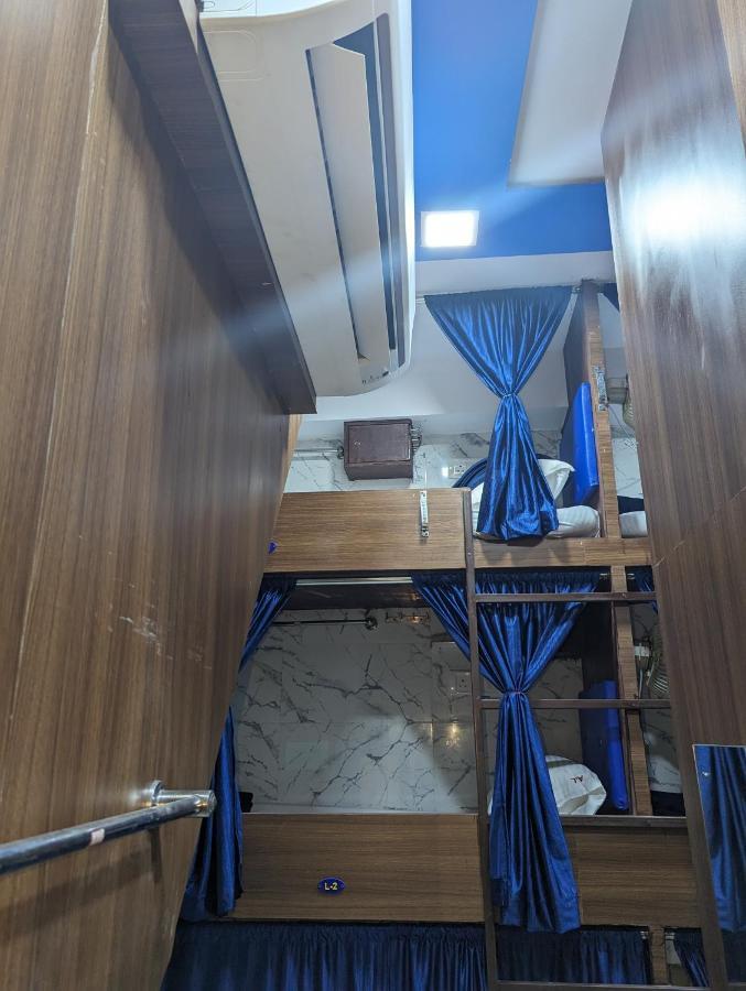 Ayala Pg Ac Deluxe Hostel