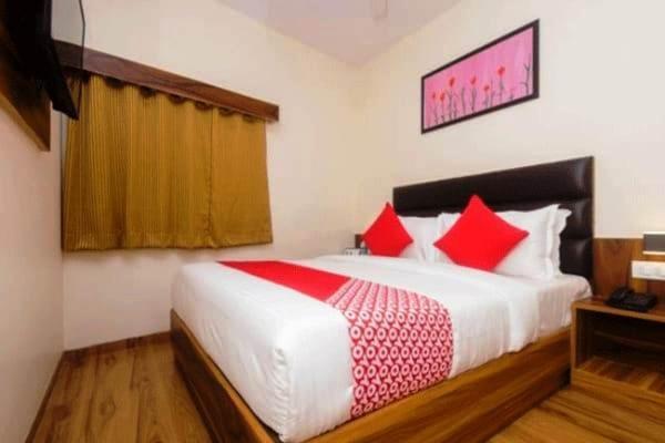 Hotel Deluxe Residency Mumbai