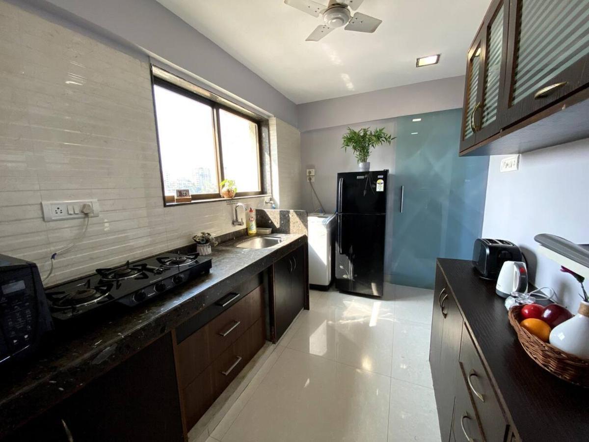 Westside 2 Bhk With Balcony At Chaple Road Bandra West By Connekt Homes Apartment *