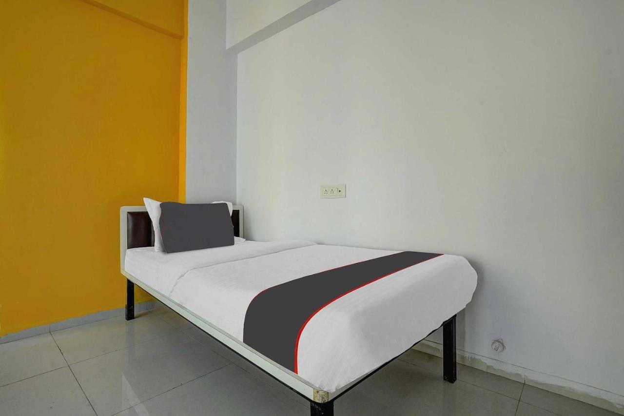 Collection O Auckland House 3*