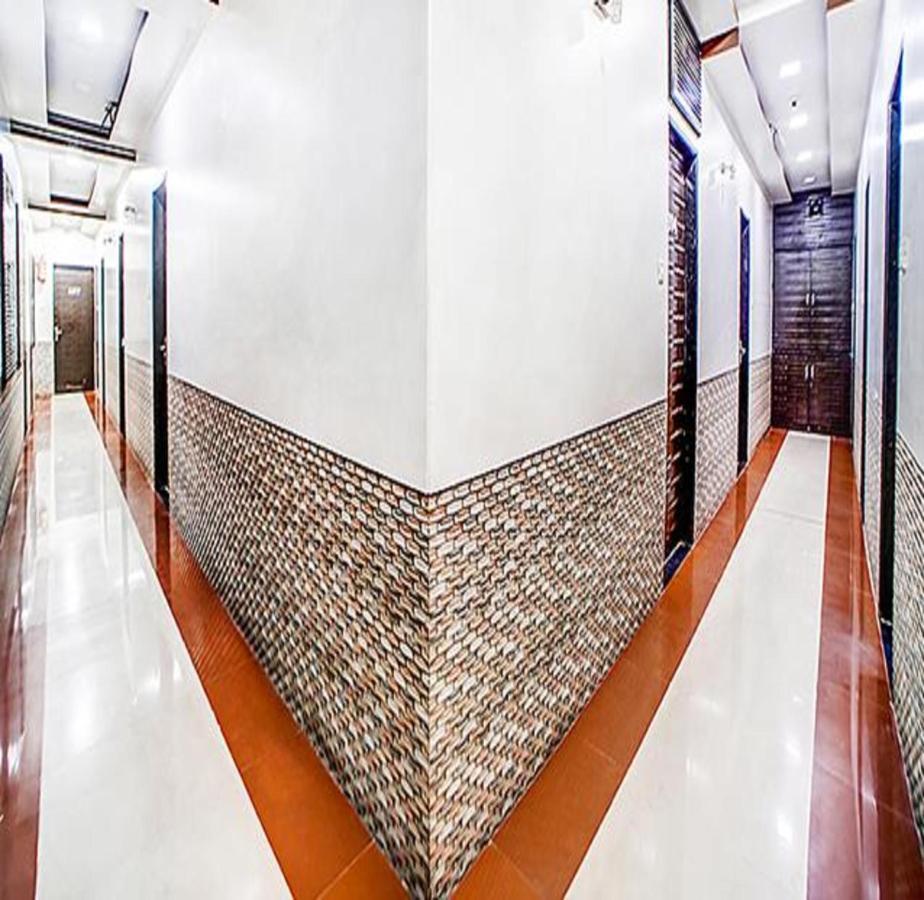 Fabhotel Glorify Palace - Nr International Airport Hotel Mumbai
