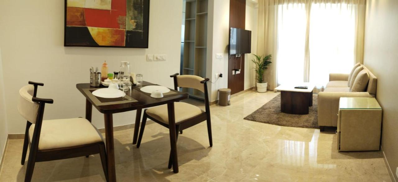 Sapphire Asta- Regent Hills Apartment *