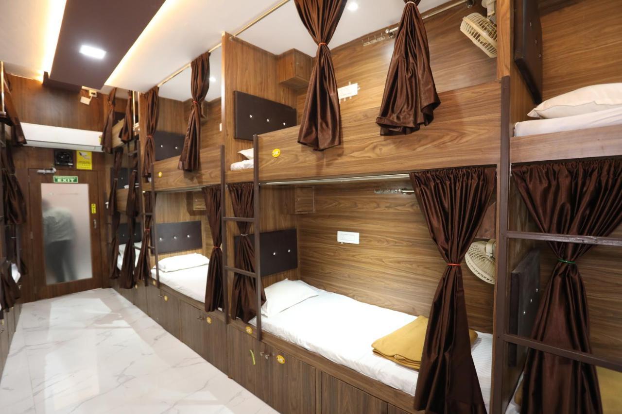 Hostel Mango Marol