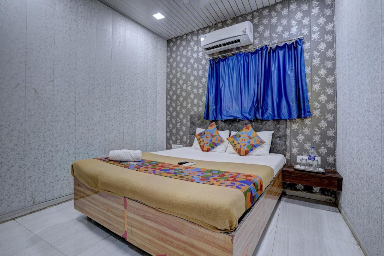 Saini,mumbai Hotel
