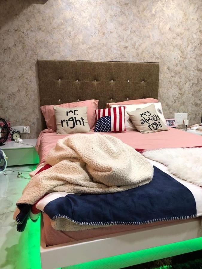 The Luxurious Haven-lokhandwala Homestay *