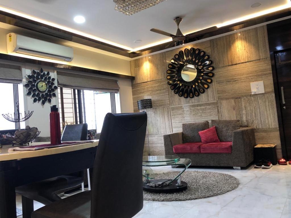 The Luxurious Haven-lokhandwala * Mumbai