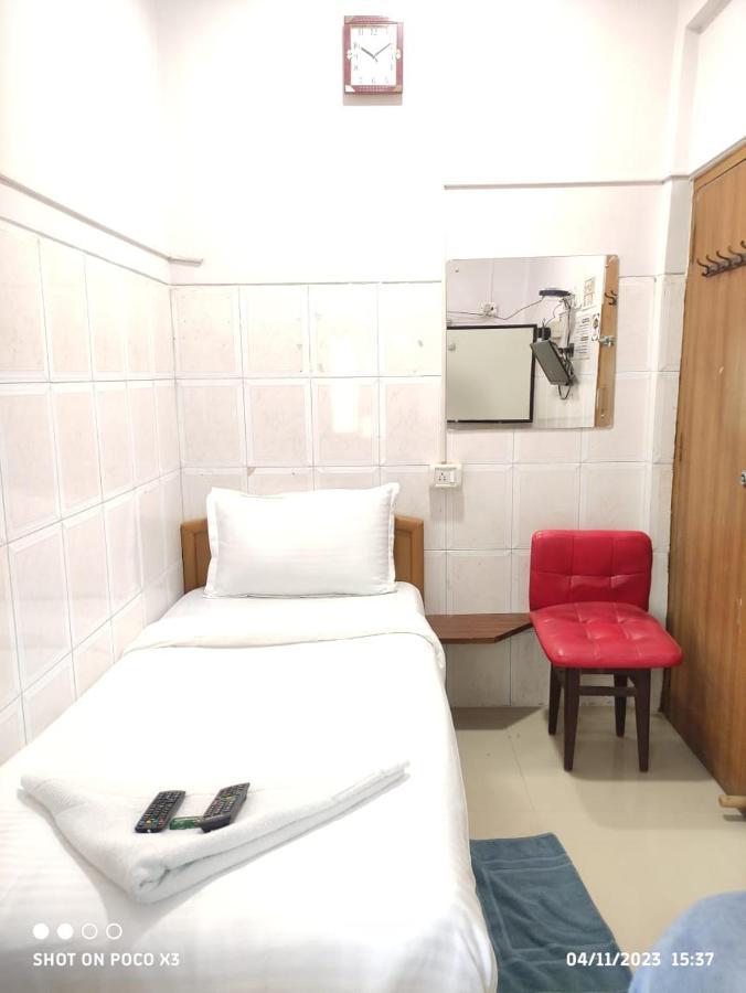 Amber 3* Mumbai